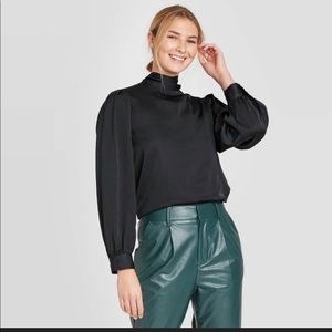 PROLOGE black blouse